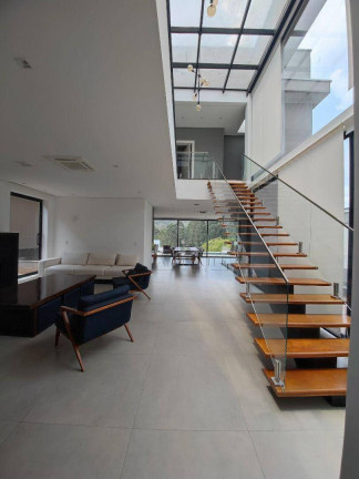 Casa com 4 Quartos à Venda ou Locação, 620 m² em Tamboré - Barueri