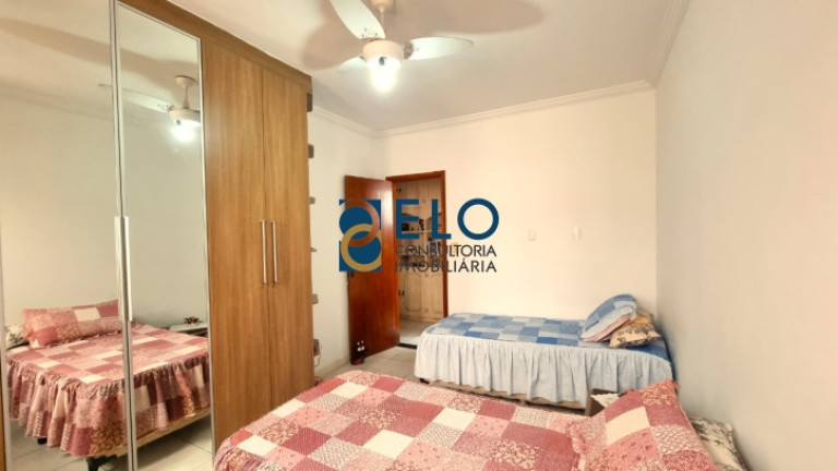 Imagem Casa com 3 Quartos à Venda, 141 m² em Embaré - Santos