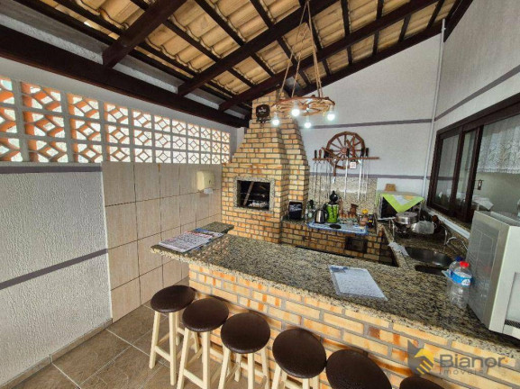 Imagem Casa com 4 Quartos à Venda, 290 m² em água Verde - Blumenau Imagem Casa com 4 Quartos à Venda, 290 m² em água Verde - Blumenau