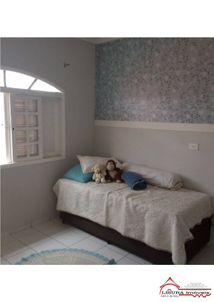 Imagem Casa com 4 Quartos à Venda, 214 m² em Jardim Santa Maria - Jacareí Imagem Casa com 4 Quartos à Venda, 214 m² em Jardim Santa Maria - Jacareí