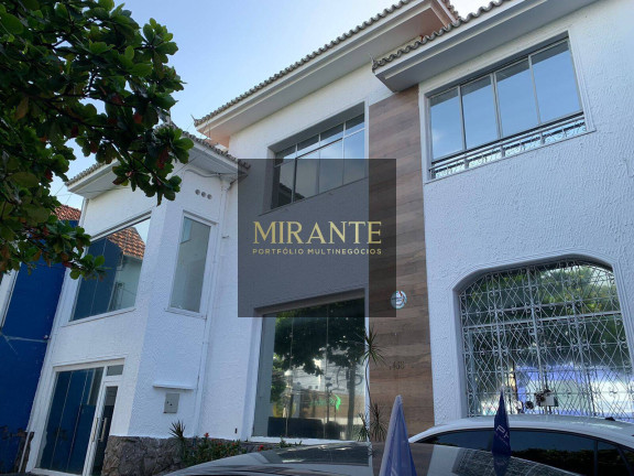 Imóvel Comercial à Venda, 700 m² em Cremação - Belém
