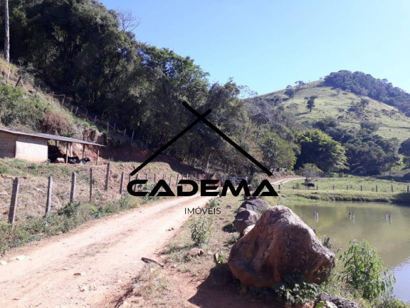 Imagem Chácara com 2 Quartos à Venda, 24 m² em Area Rural - Ouro Fino Imagem Chácara com 2 Quartos à Venda, 24 m² em Area Rural - Ouro Fino