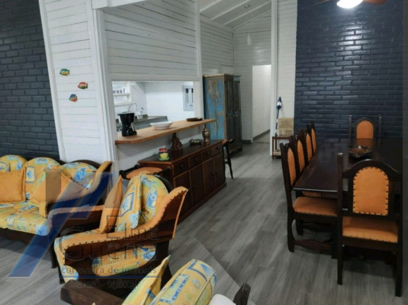 Imagem Casa com 5 Quartos à Venda, 230 m² em Toninhas - Ubatuba Imagem Casa com 5 Quartos à Venda, 230 m² em Toninhas - Ubatuba