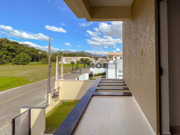 Casa com 3 Quartos à Venda, 269 m² em Jaraguá 99 - Jaraguá Do Sul