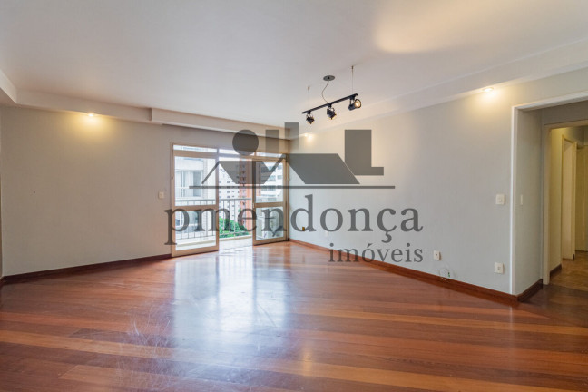 Apartamento com 3 Quartos à Venda, 123 m² em Jardim Paulista - São Paulo
