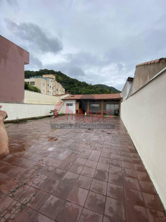 Imagem Sobrado com 5 Quartos à Venda, 390 m² em Centro - Caraguatatuba Imagem Sobrado com 5 Quartos à Venda, 390 m² em Centro - Caraguatatuba