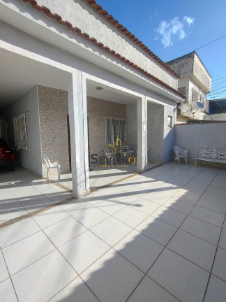 Imagem Casa com 4 Quartos à Venda, 150 m² em Barro Vermelho - São Gonçalo Imagem Casa com 4 Quartos à Venda, 150 m² em Barro Vermelho - São Gonçalo