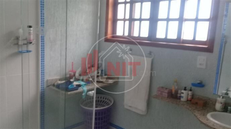 Imagem Casa com 3 Quartos à Venda, 320 m² em Pendotiba - Niterói Imagem Casa com 3 Quartos à Venda, 320 m² em Pendotiba - Niterói