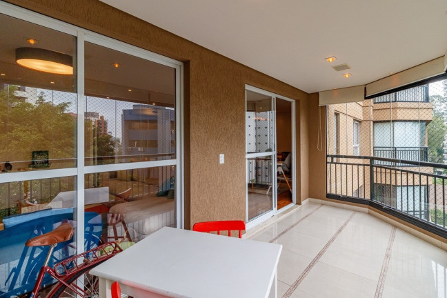 Imagem Apartamento com 3 Quartos à Venda, 137 m² em Vila Suzana - São Paulo