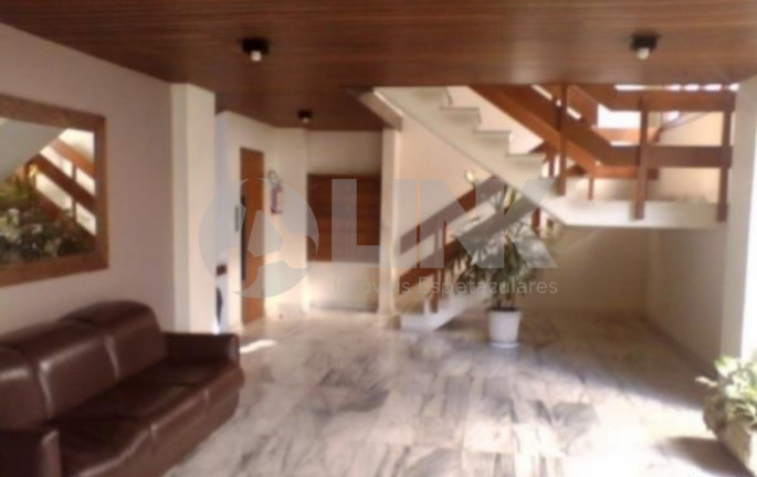 Imagem Apartamento com 3 Quartos à Venda, 131 m² em Petrópolis - Porto Alegre Imagem Apartamento com 3 Quartos à Venda, 131 m² em Petrópolis - Porto Alegre