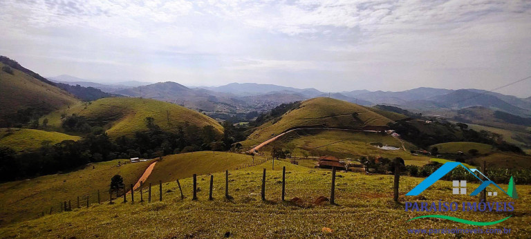 Imagem Chácara à Venda, 20 m² em Centro - Paraisópolis Imagem Chácara à Venda, 20 m² em Centro - Paraisópolis