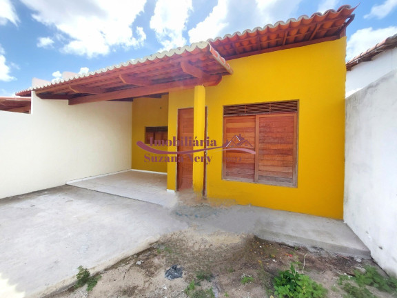 Casa com 2 Quartos à Venda,  em Cajupiranga - Parnamirim