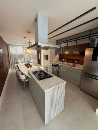 Imagem Cobertura com 4 Quartos à Venda, 326 m² em Centro - Balneário Camboriú