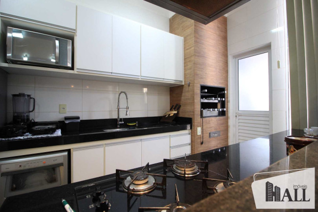 Imagem Casa com 3 Quartos à Venda, 230 m² em Centro - Bady Bassitt Imagem Casa com 3 Quartos à Venda, 230 m² em Centro - Bady Bassitt