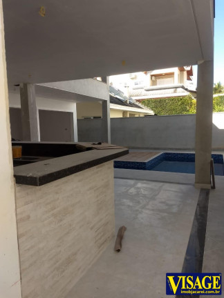 Imagem Casa com 3 Quartos à Venda, 375 m² em Jd. Coleginho - Jacareí Imagem Casa com 3 Quartos à Venda, 375 m² em Jd. Coleginho - Jacareí