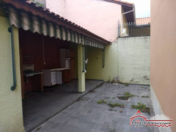 Imagem Casa com 4 Quartos à Venda, 250 m² em Centro - Jacareí