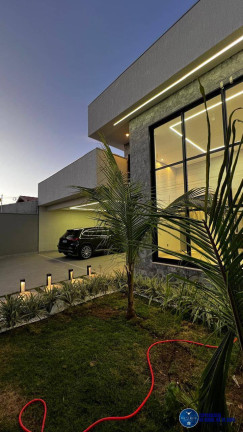 Imagem Casa com 3 Quartos à Venda, 369 m² em Setor Garavelo - Aparecida De Goiânia