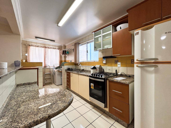 Imagem Apartamento com 3 Quartos para Temporada,  em Mariscal - Bombinhas