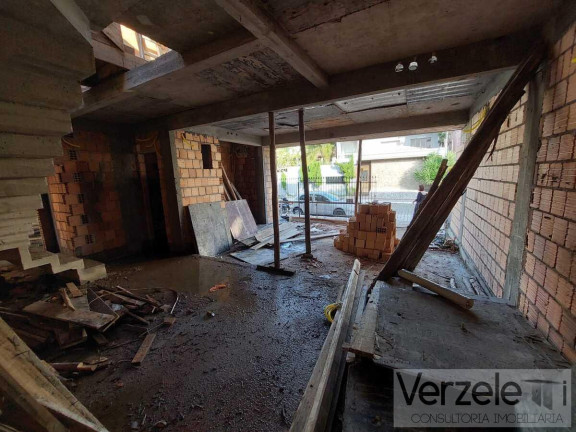 Imagem Casa com 3 Quartos à Venda, 180 m² em Centro - Balneário Camboriú
