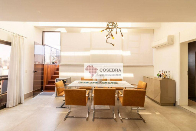 Imagem Cobertura com 3 Quartos à Venda, 362 m² em Vila Nova Conceição - São Paulo