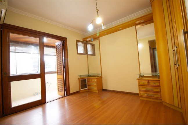 Imagem Apartamento com 3 Quartos à Venda, 157 m² em Menino Deus - Porto Alegre
