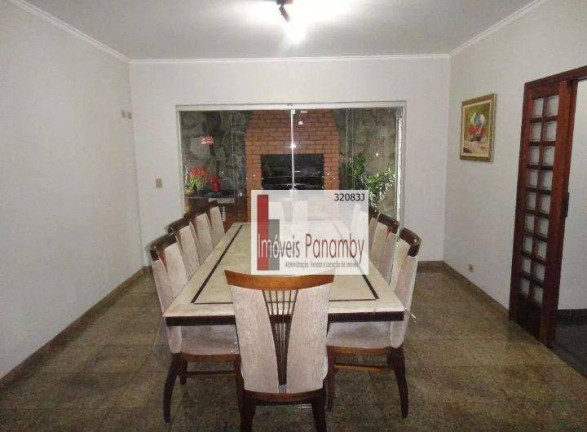 Sobrado com 4 Quartos à Venda, 244 m² em Interlagos - São Paulo