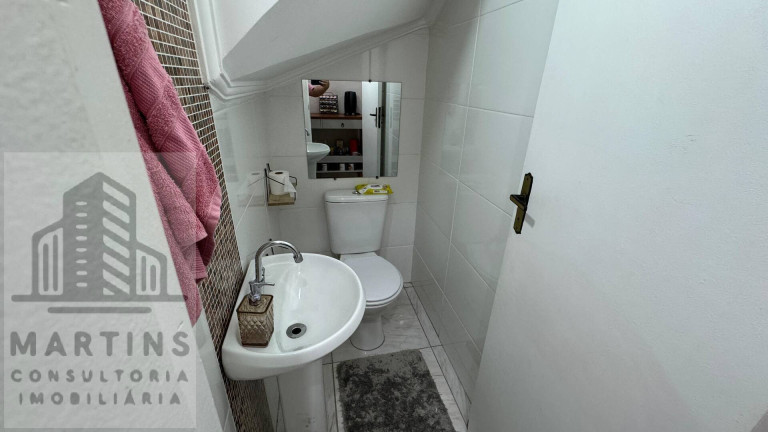 Imagem Casa com 2 Quartos à Venda, 60 m² em Guilhermina - Praia Grande