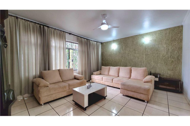 Casa com 3 Quartos à Venda, 219 m² em Parque Oratório - Santo André