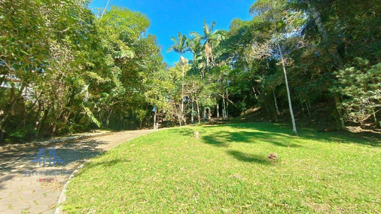 Imagem Casa com 5 Quartos à Venda, 600 m² em Itacorubi - Florianópolis