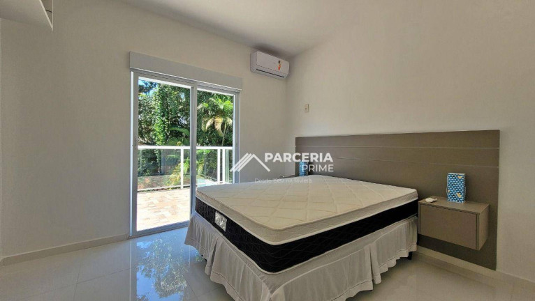 Imagem Casa com 5 Quartos à Venda, 395 m² em Riviera Módulo 18 - Bertioga Imagem Casa com 5 Quartos à Venda, 395 m² em Riviera Módulo 18 - Bertioga