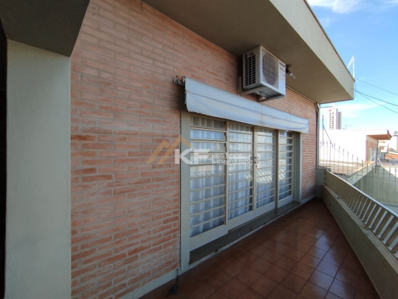 Imagem Casa com 3 Quartos à Venda, 210 m² em Jardim Macedo - Ribeirão Preto Imagem Casa com 3 Quartos à Venda, 210 m² em Jardim Macedo - Ribeirão Preto