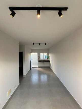 Imagem Casa com 2 Quartos à Venda,  em Jardim Centenário - Campo Grande