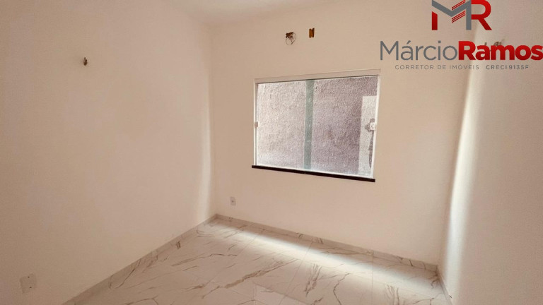 Imagem Casa com 4 Quartos à Venda, 116 m² em Centro - Eusébio