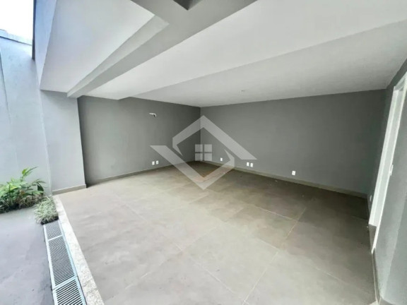 Imagem Casa com 4 Quartos à Venda, 297 m² em Barra Da Tijuca - Rio De Janeiro Imagem Casa com 4 Quartos à Venda, 297 m² em Barra Da Tijuca - Rio De Janeiro