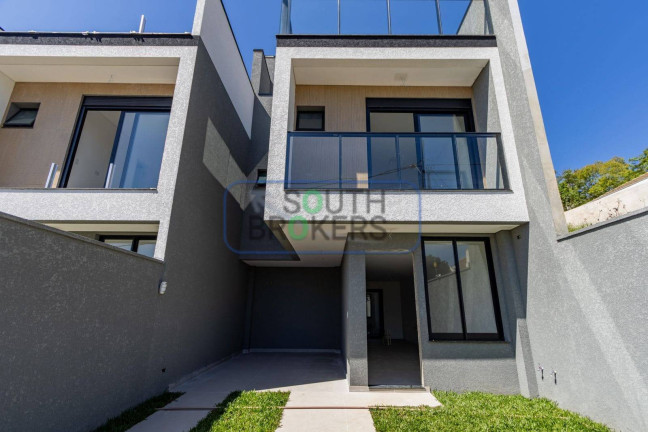 Casa com 3 Quartos à Venda, 138 m² em Pilarzinho - Curitiba
