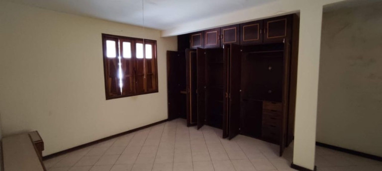 Imagem Casa com 5 Quartos à Venda, 700 m² em Cajazeiras V - Salvador Imagem Casa com 5 Quartos à Venda, 700 m² em Cajazeiras V - Salvador