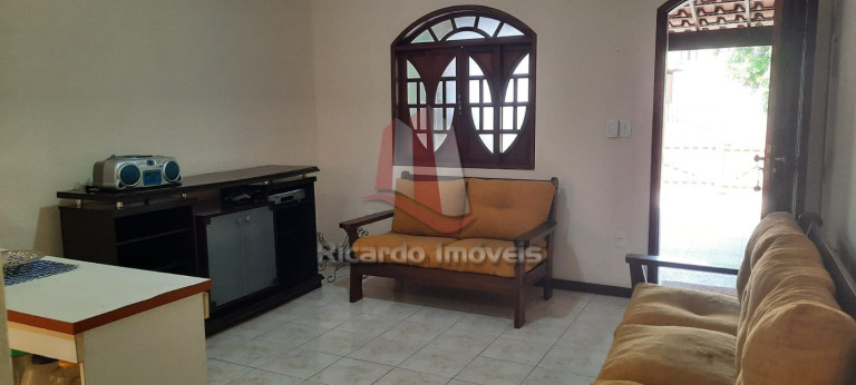 Imagem Casa de Condomínio com 2 Quartos à Venda, 100 m² em Peró - Cabo Frio