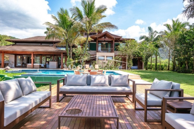 Imagem Sobrado com 4 Quartos à Venda, 4.800 m² em Praia Dura - Ubatuba