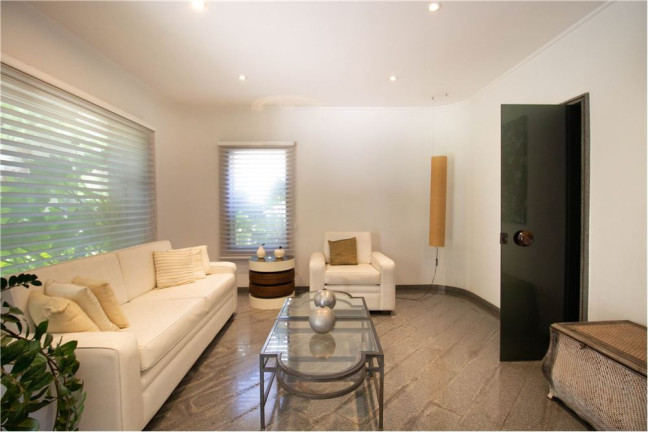 Imagem Apartamento com 4 Quartos à Venda, 220 m² em Moema - São Paulo