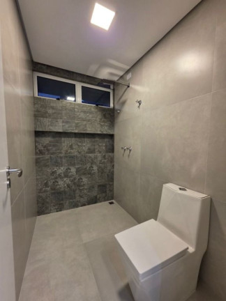 Imagem Casa com 3 Quartos à Venda, 284 m² em Santo Inácio - Curitiba