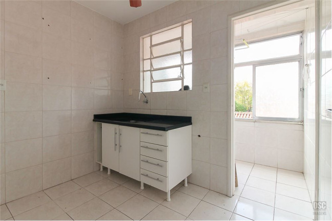 Imagem Imóvel com 2 Quartos à Venda, em Teresópolis - Porto Alegre Imagem Imóvel com 2 Quartos à Venda, em Teresópolis - Porto Alegre