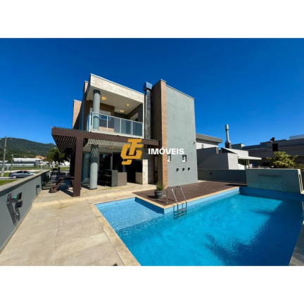 Imagem Casa com 3 Quartos à Venda, 289 m² em Caledônia - Camboriú