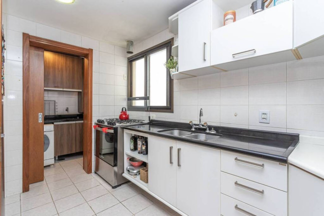 Imagem Imóvel com 3 Quartos à Venda, 90 m² em Cristal - Porto Alegre