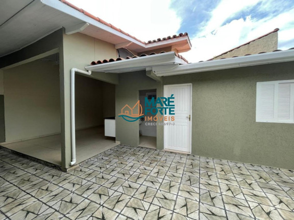 Imagem Casa com 4 Quartos à Venda, 185 m² em Centro - Ubatuba Imagem Casa com 4 Quartos à Venda, 185 m² em Centro - Ubatuba