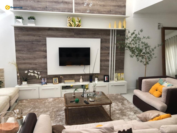 Imagem Casa com 3 Quartos à Venda, 324 m² em Monte Verde - Florianópolis Imagem Casa com 3 Quartos à Venda, 324 m² em Monte Verde - Florianópolis
