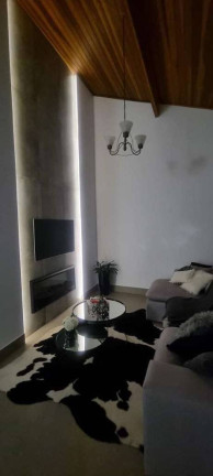 Imagem Casa de Condomínio com 3 Quartos à Venda, 453 m² em Jardim Ana Estela - Carapicuíba