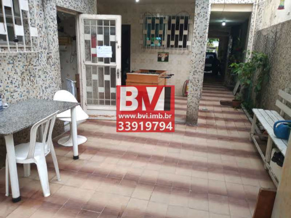 Imagem Casa com 3 Quartos à Venda, 250 m² em Vila Kosmos - Rio De Janeiro Imagem Casa com 3 Quartos à Venda, 250 m² em Vila Kosmos - Rio De Janeiro