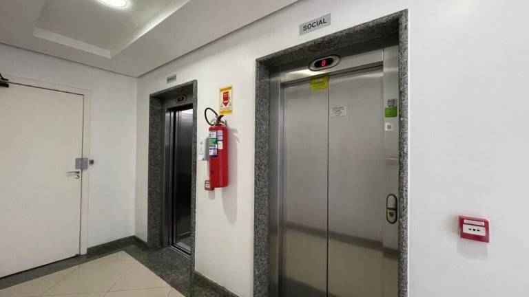 Imagem Apartamento com 3 Quartos à Venda, 93 m² em Petrópolis - Porto Alegre