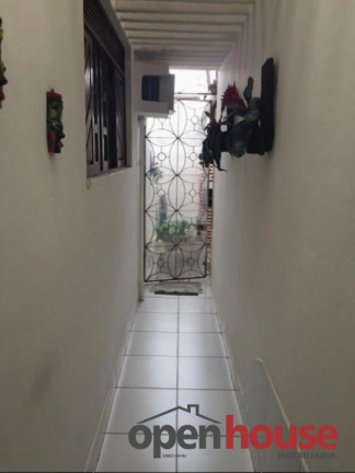 Imagem Casa com 3 Quartos à Venda, 203 m² em Candelária - Natal Imagem Casa com 3 Quartos à Venda, 203 m² em Candelária - Natal