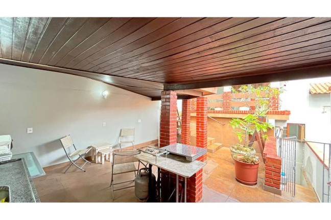 Imagem Casa com 3 Quartos à Venda, em Tristeza - Porto Alegre Imagem Casa com 3 Quartos à Venda, em Tristeza - Porto Alegre